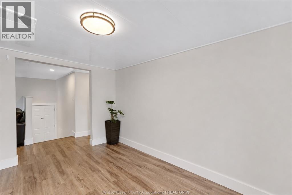 58 MARLBOROUGH STREET East - 44