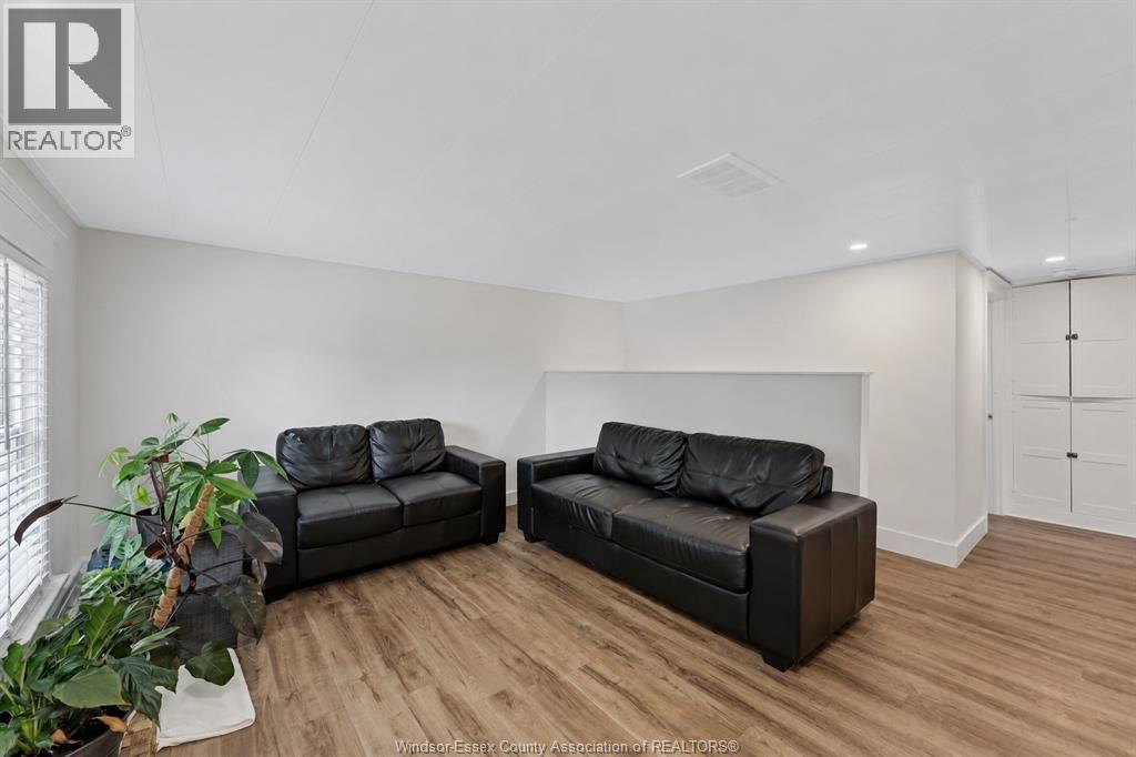 58 MARLBOROUGH STREET East - 40