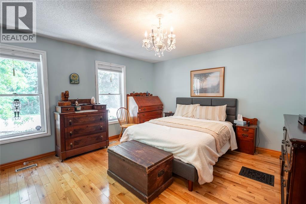9952 POWELL ROAD - 15