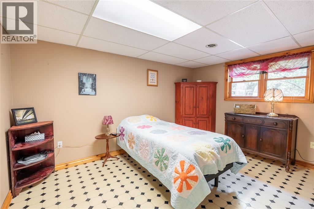 9952 POWELL ROAD - 19