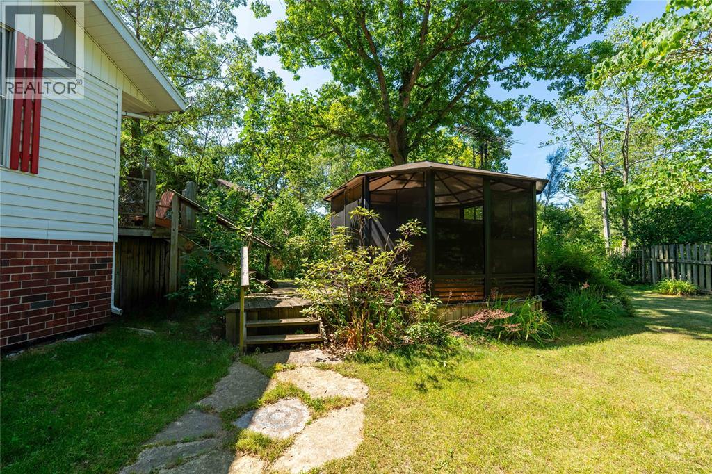 9952 POWELL ROAD - 27