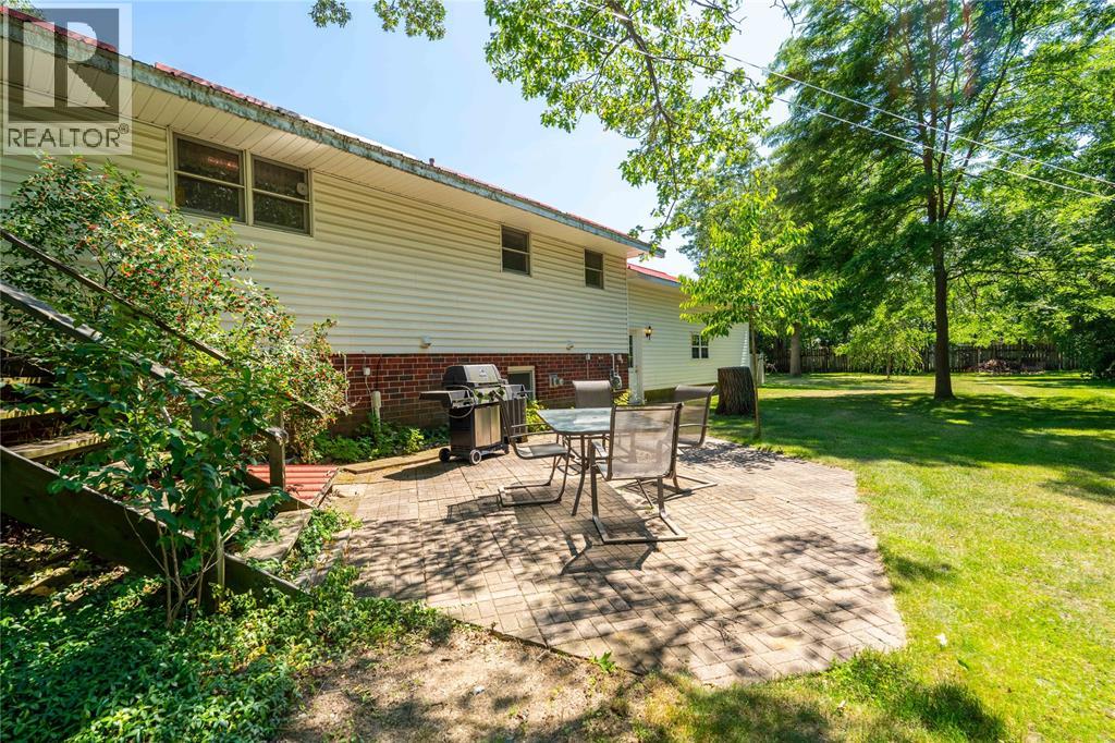 9952 POWELL ROAD - 28