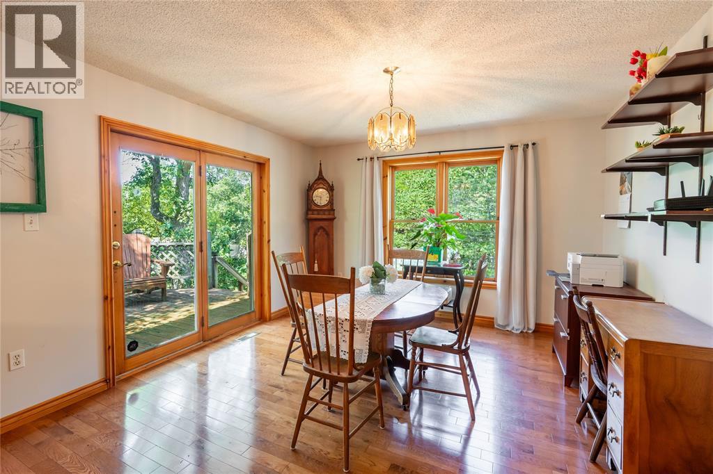 9952 POWELL ROAD - 8