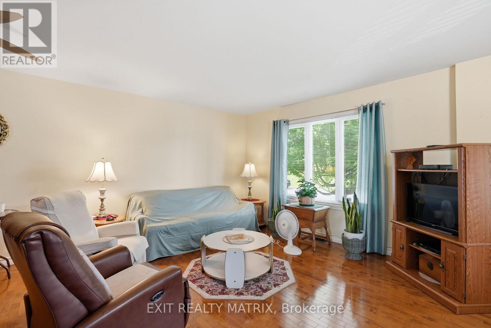311 NELSON STREET - 14