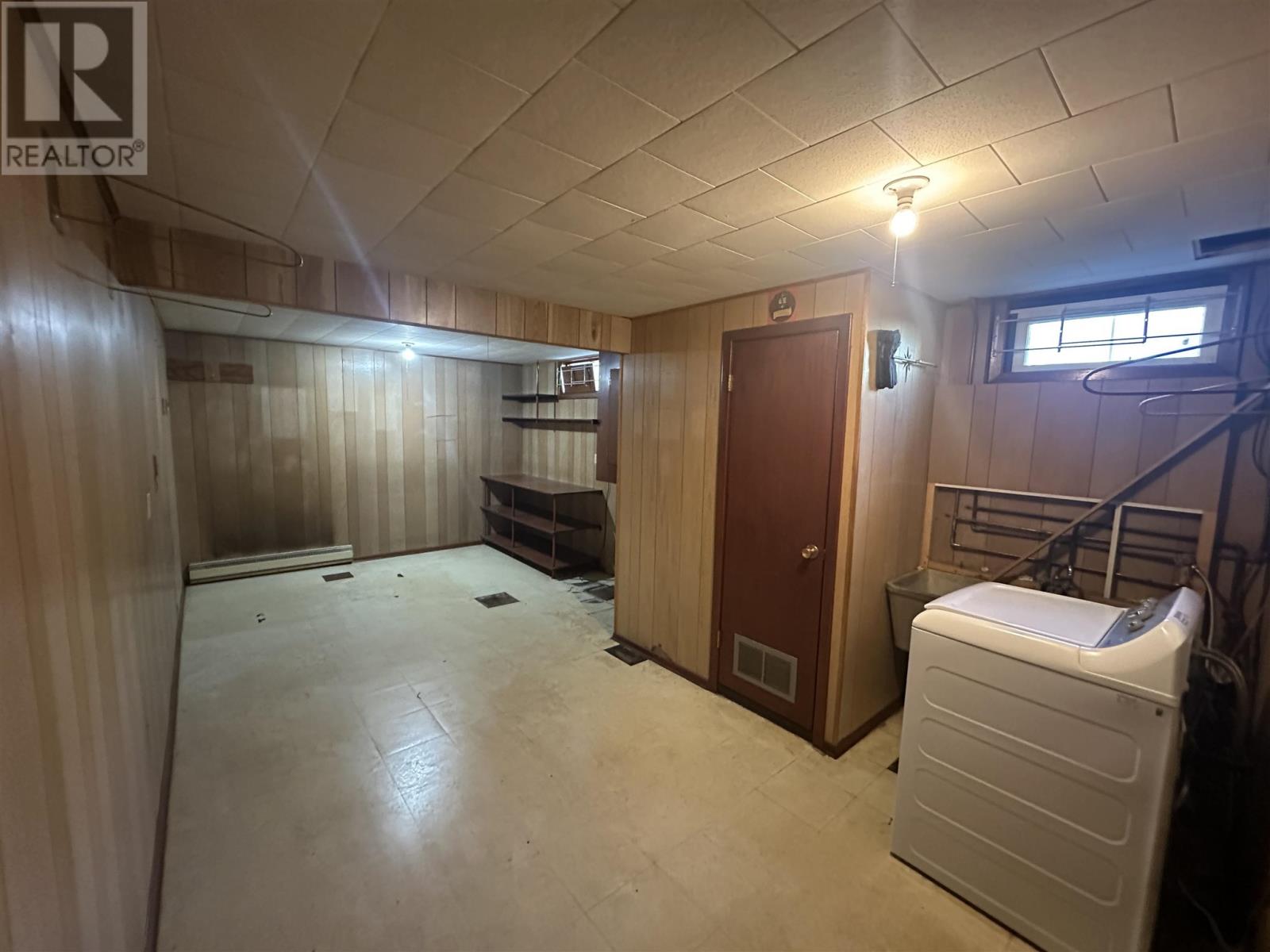 70 LaSalle CT - 41