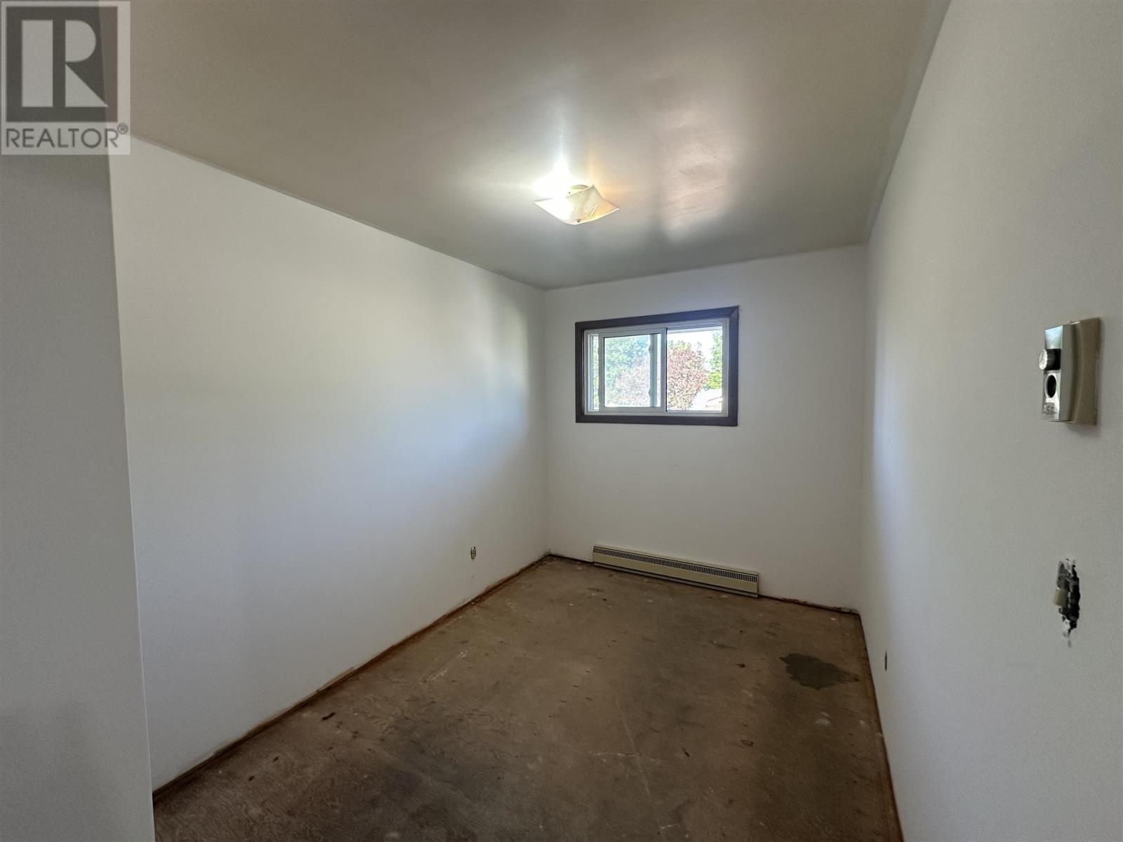 70 LaSalle CT - 34