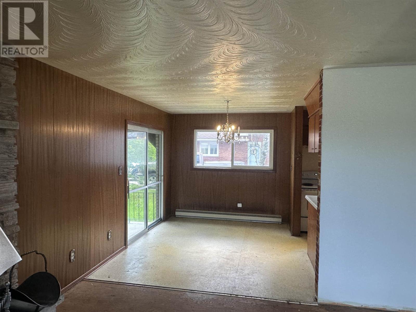 70 LaSalle CT - 20
