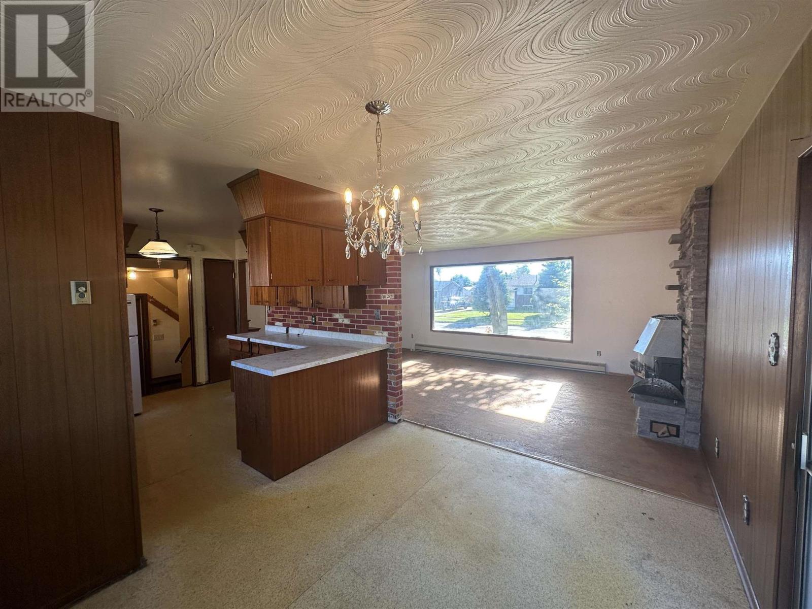 70 LaSalle CT - 22
