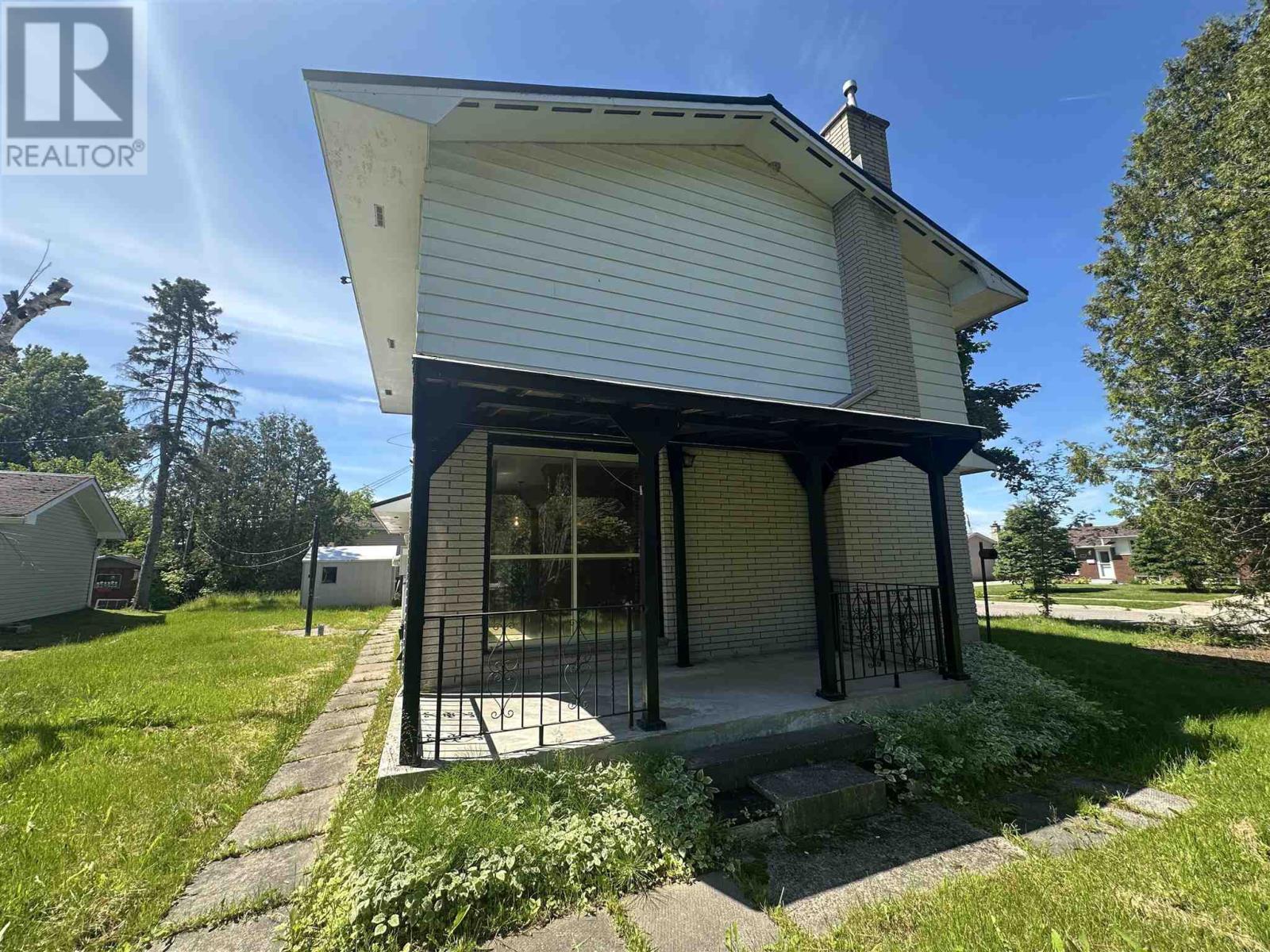 70 LaSalle CT - 8