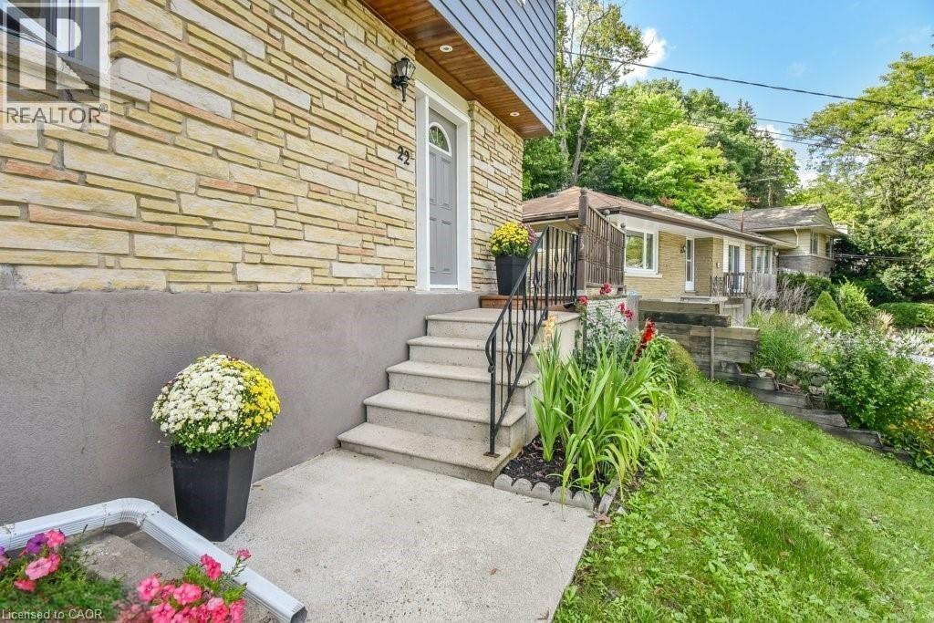 22 DUNDONALD Road - 2