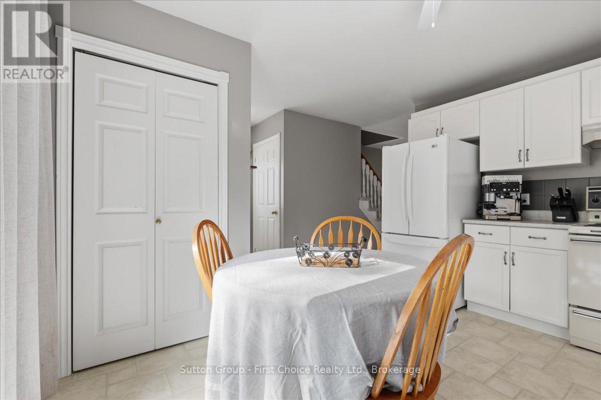 187 QUEEN STREET - 16