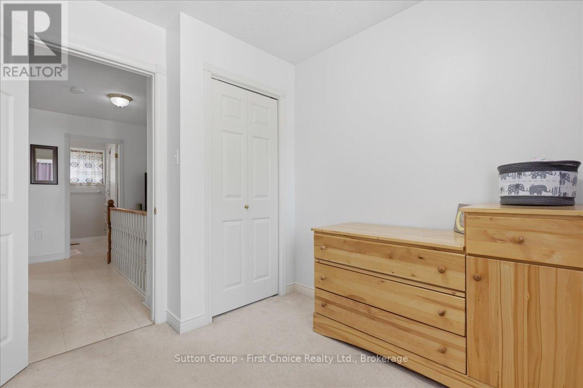 187 QUEEN STREET - 23