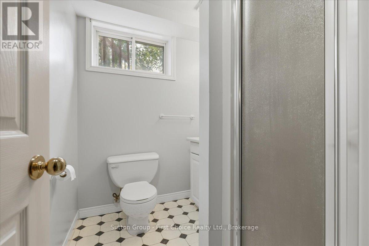 187 QUEEN STREET - 30