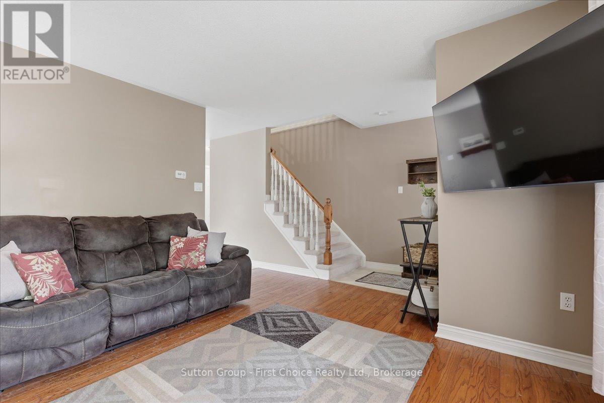 187 QUEEN STREET - 9