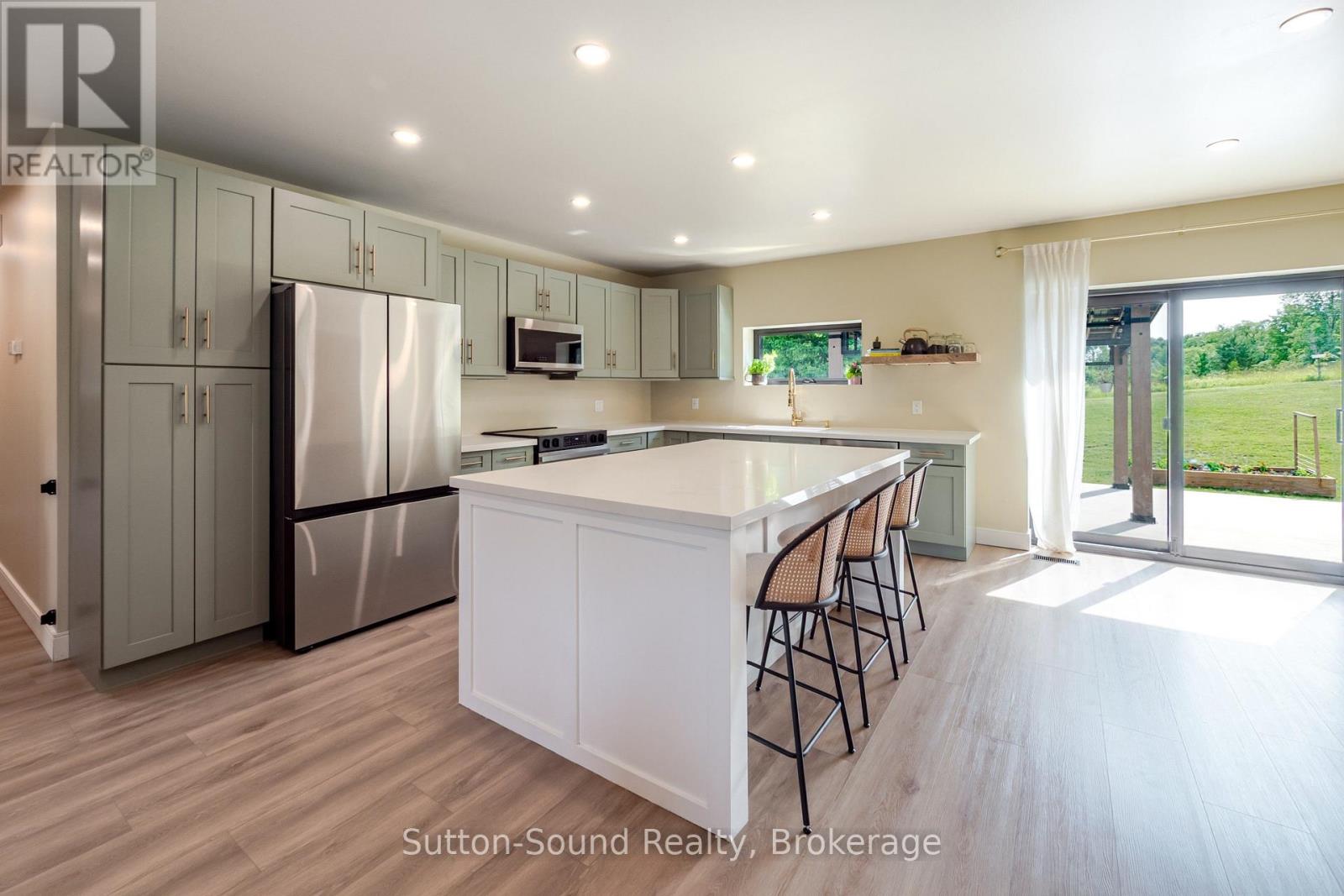 115 GORDON STREET S - 16