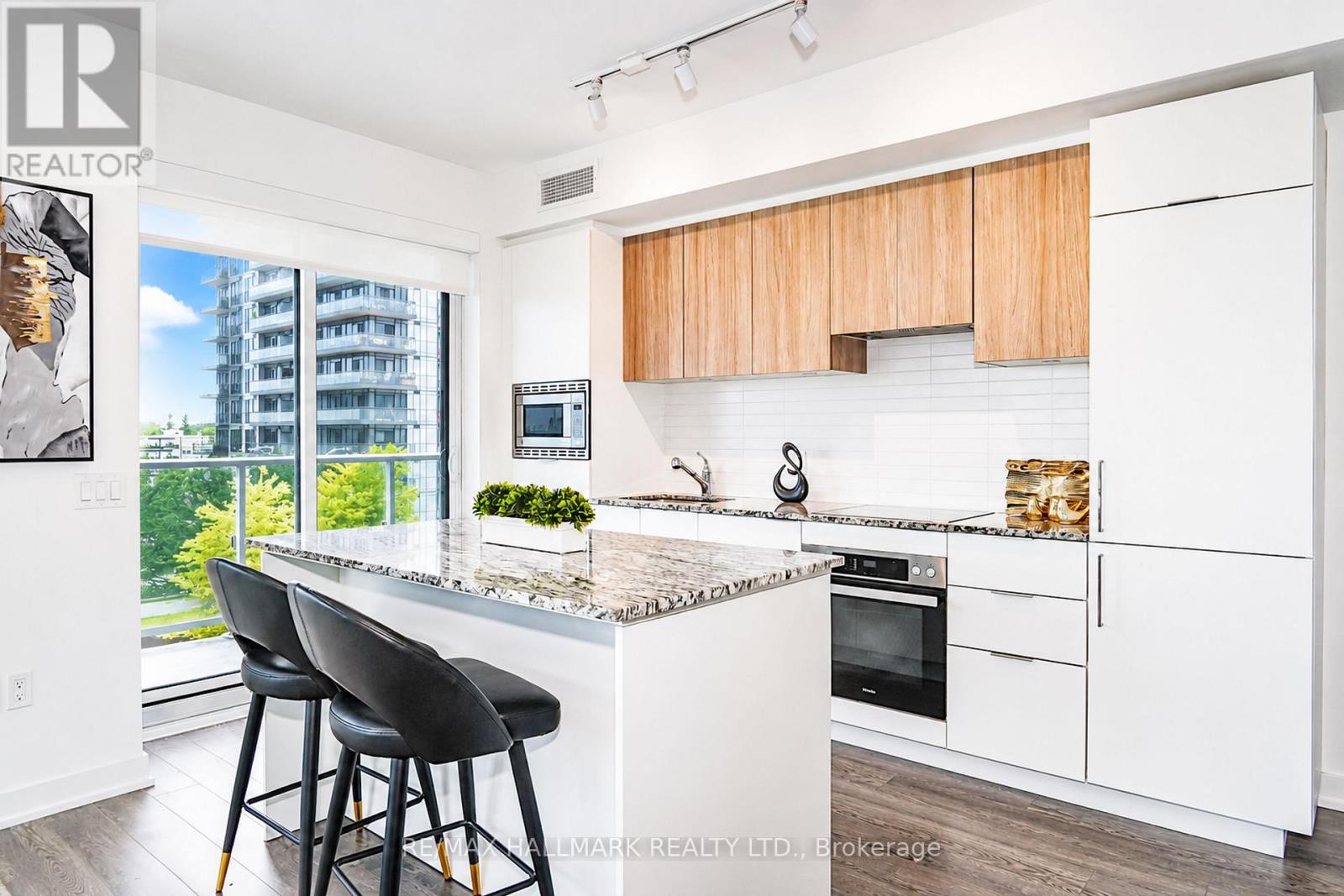 #521 50 O'NEILL ROAD - 8