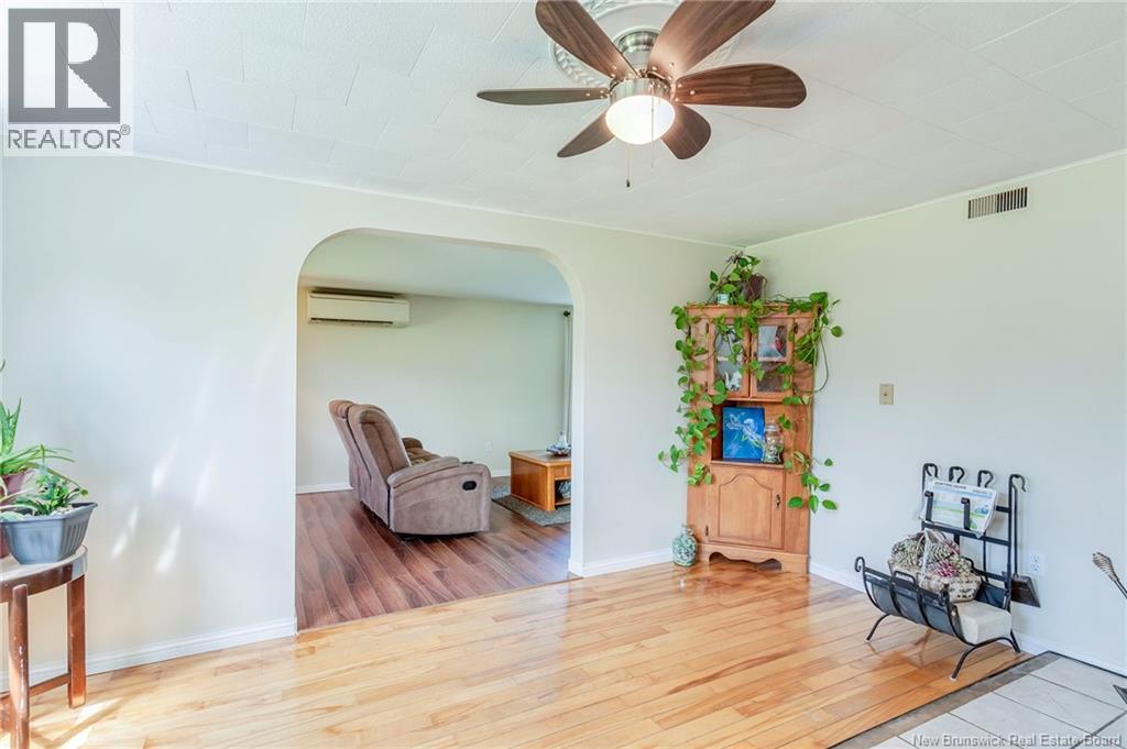 10 McMahon - Image 15