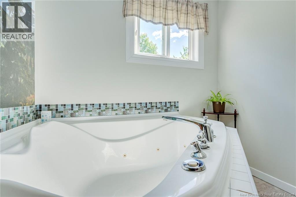 10 McMahon - Image 27