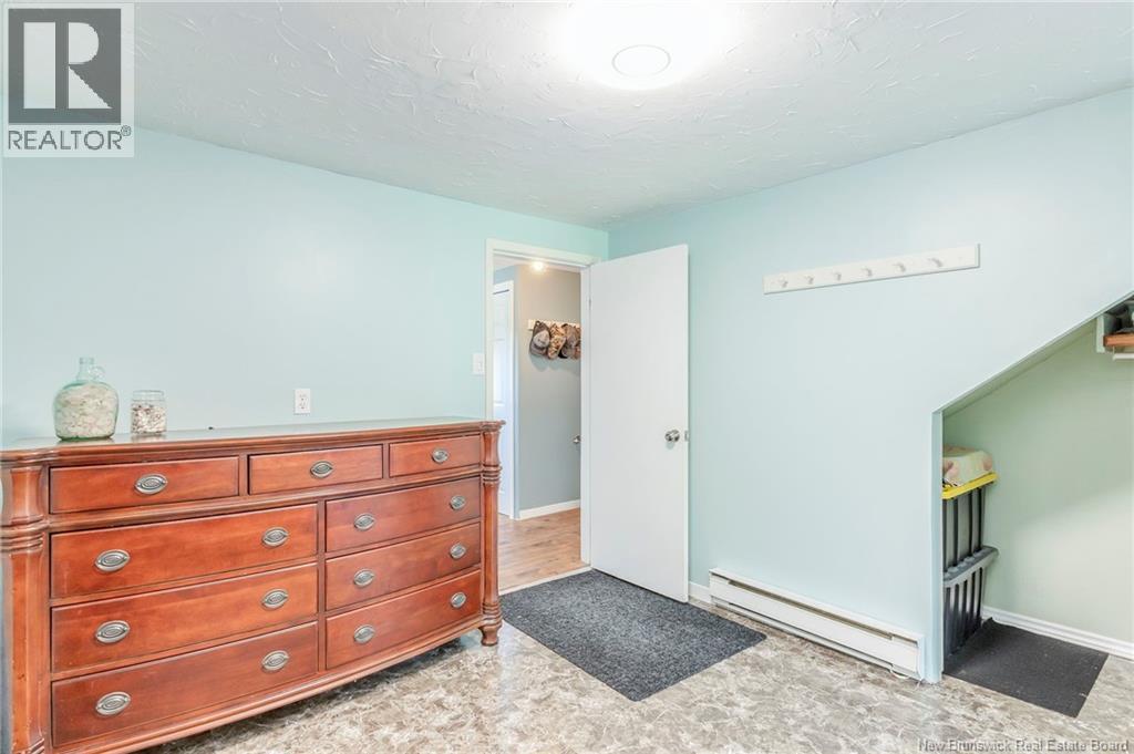 10 McMahon - Image 30