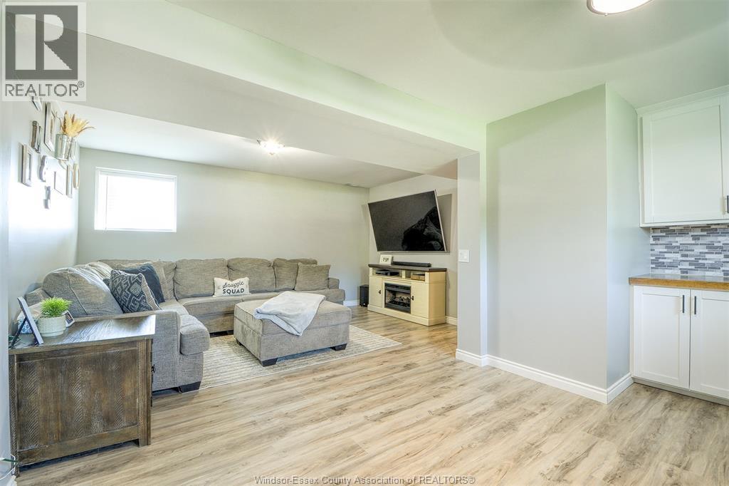 132 GLOUCESTER - 32