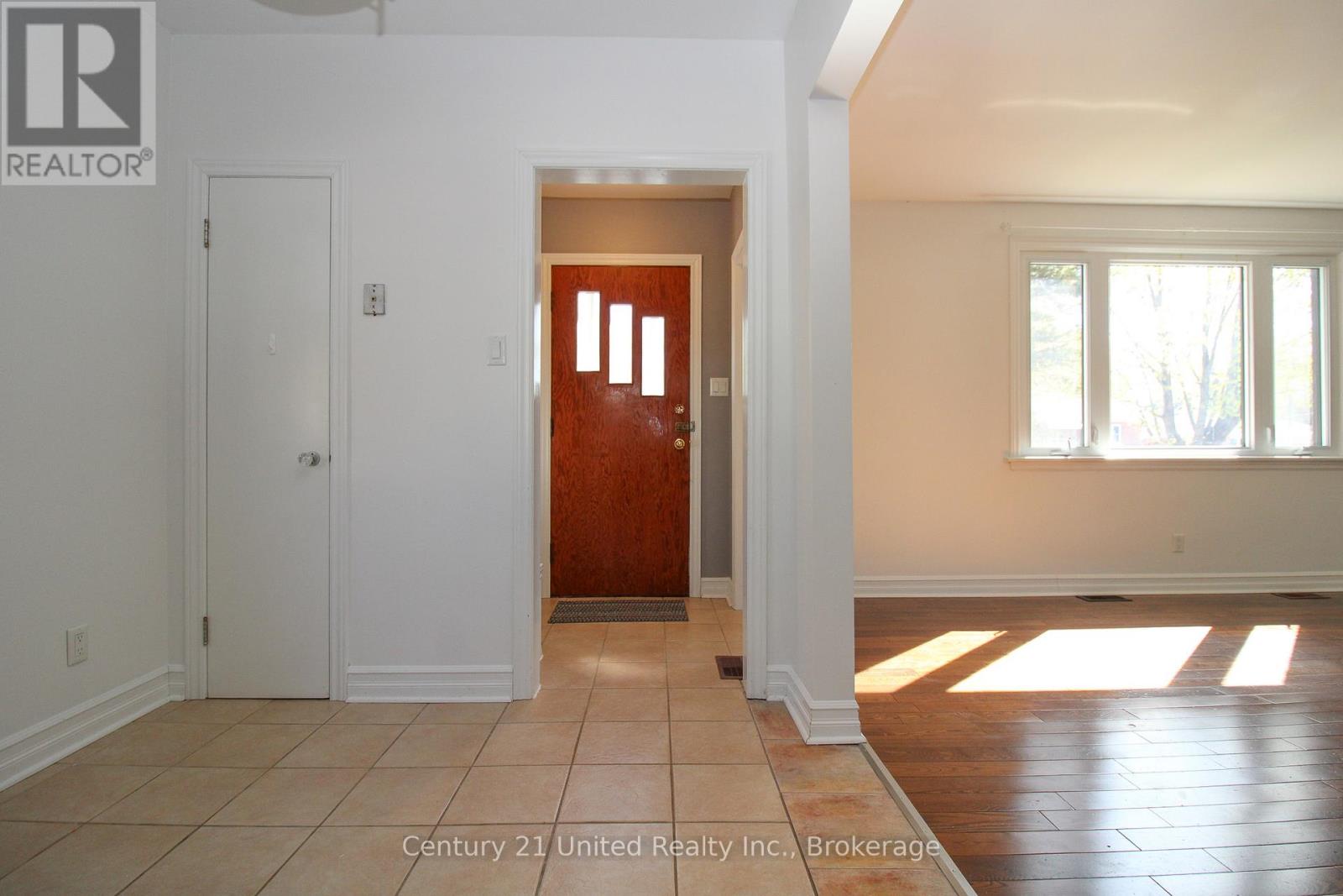 819 ARGYLE STREET - 12
