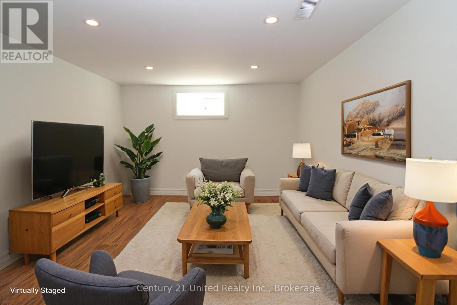 819 ARGYLE STREET - 31