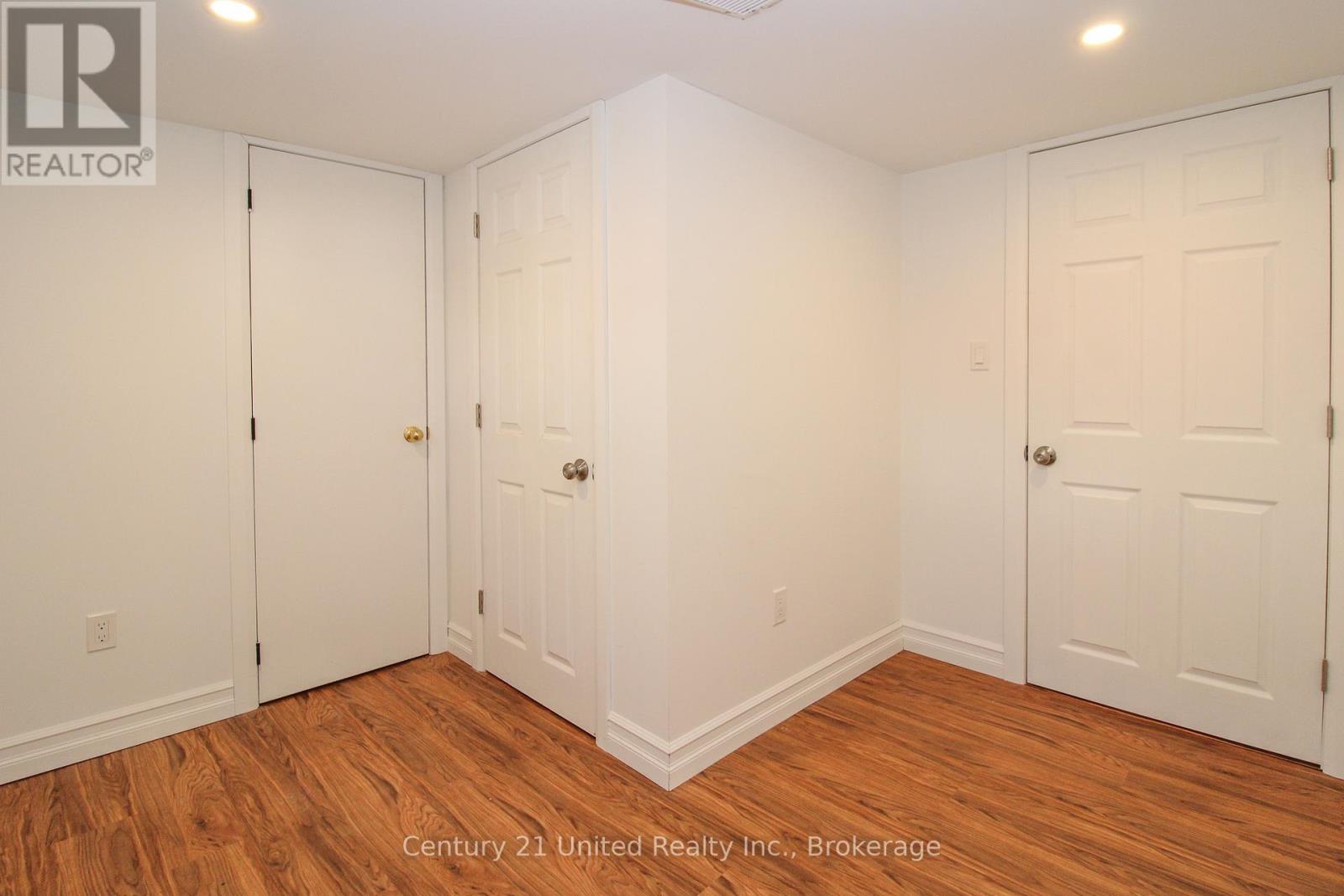 819 ARGYLE STREET - 37
