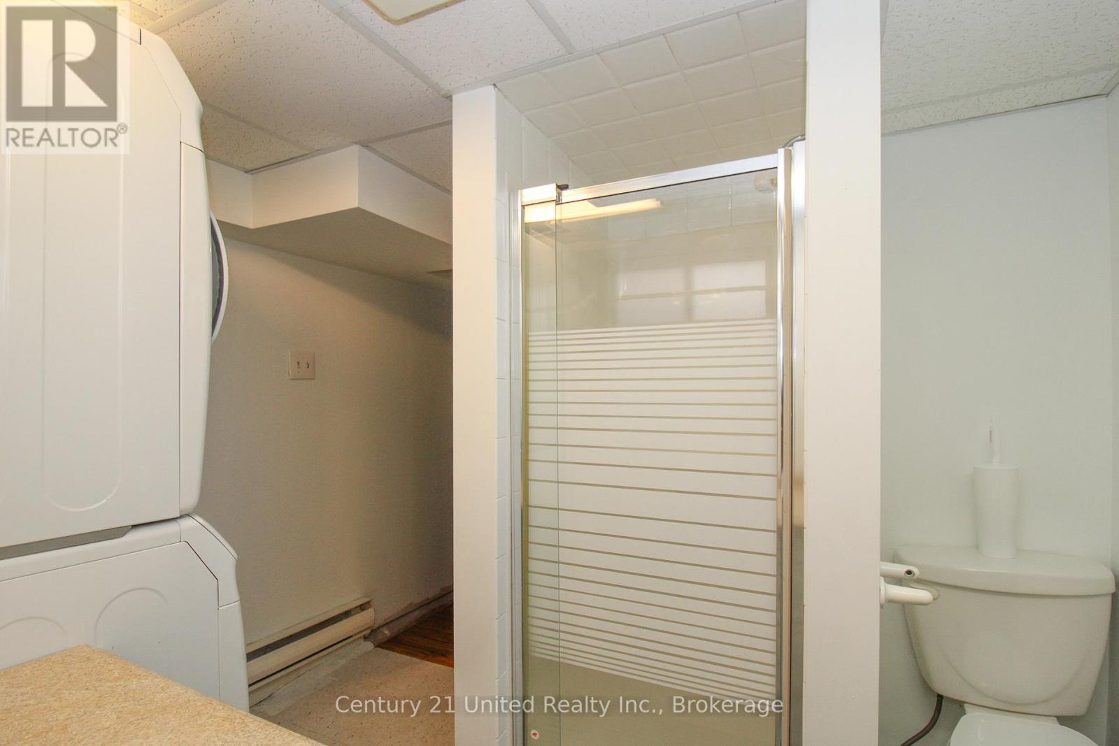 819 ARGYLE STREET - 40