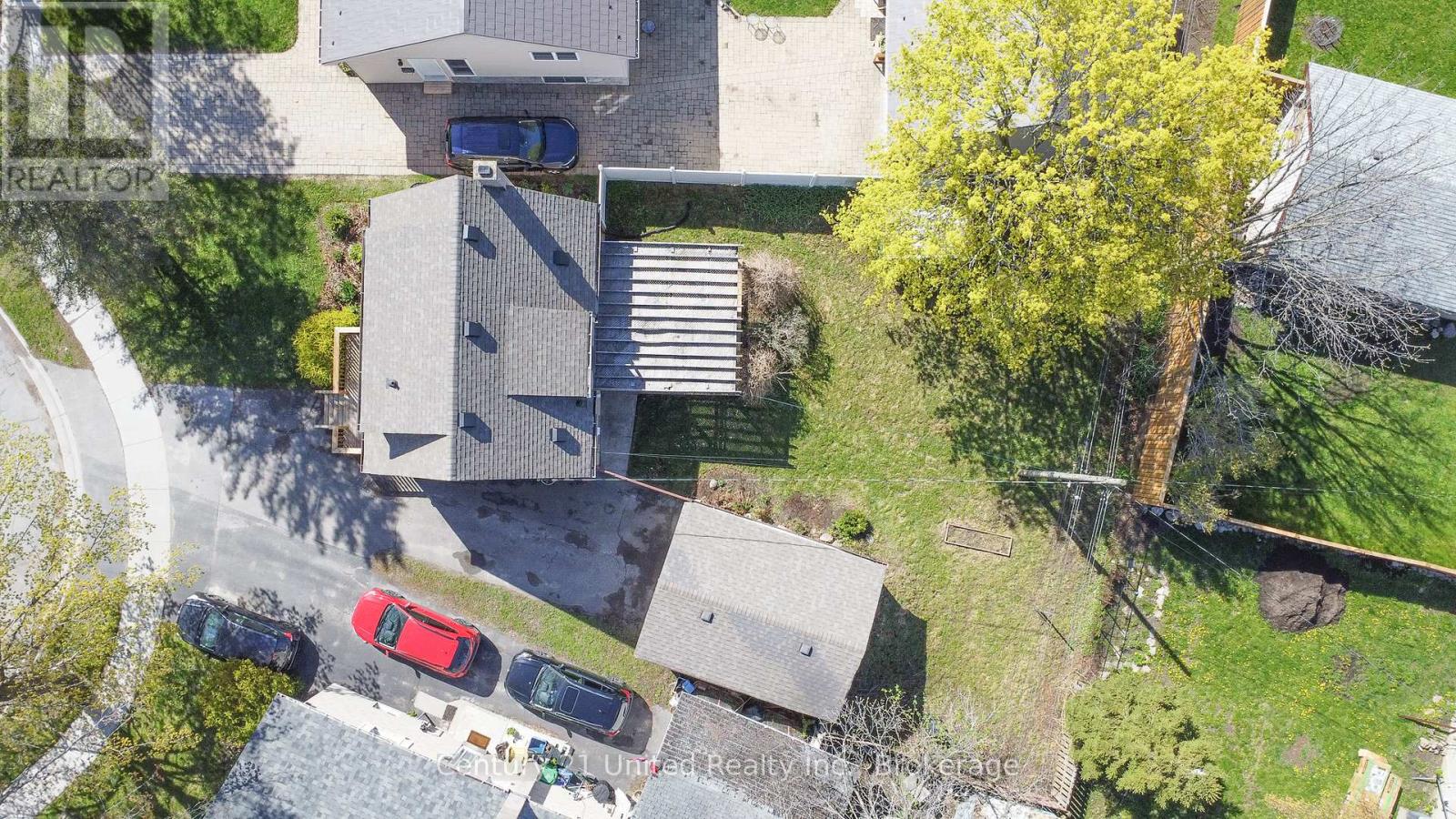 819 ARGYLE STREET - 43