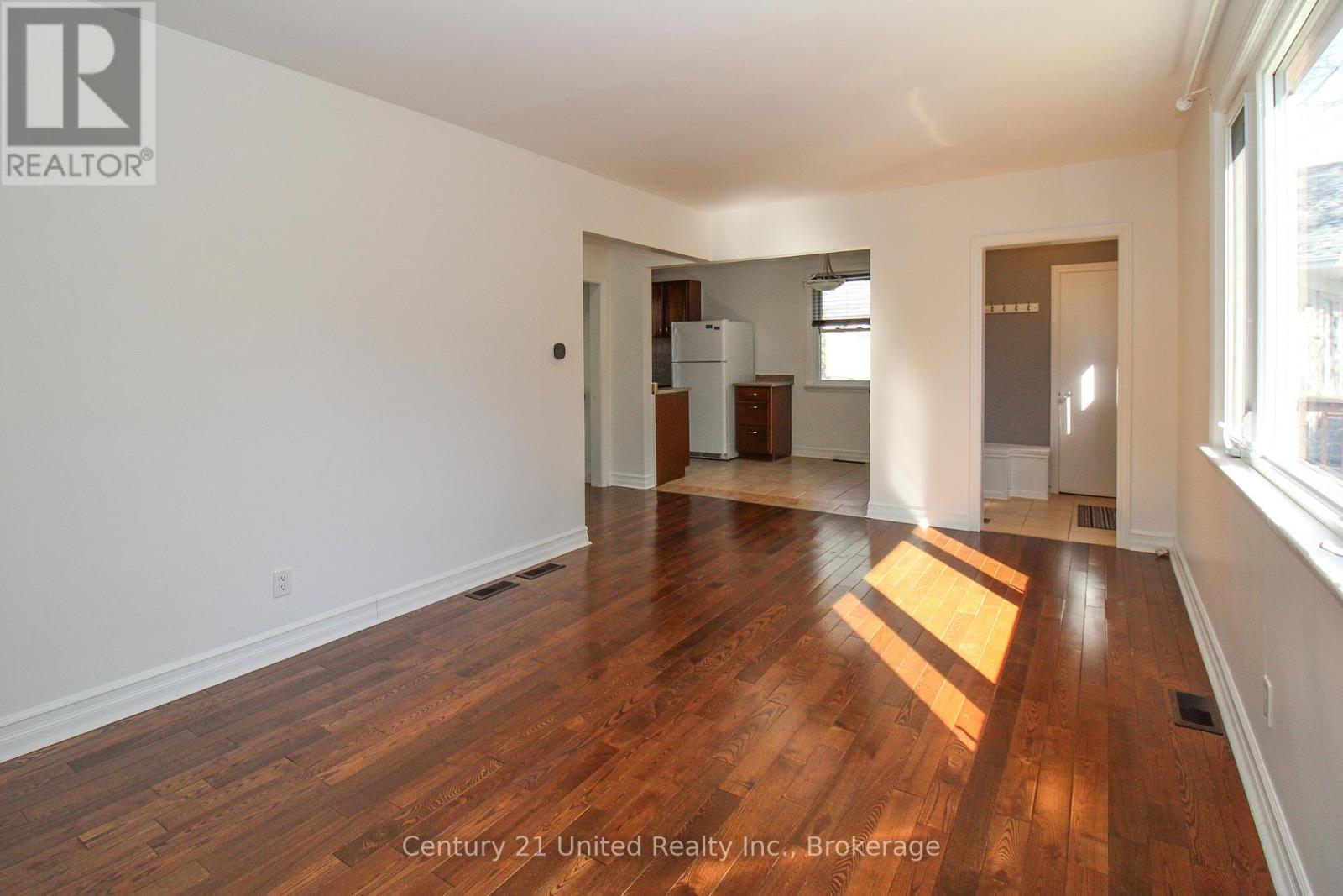 819 ARGYLE STREET - 8