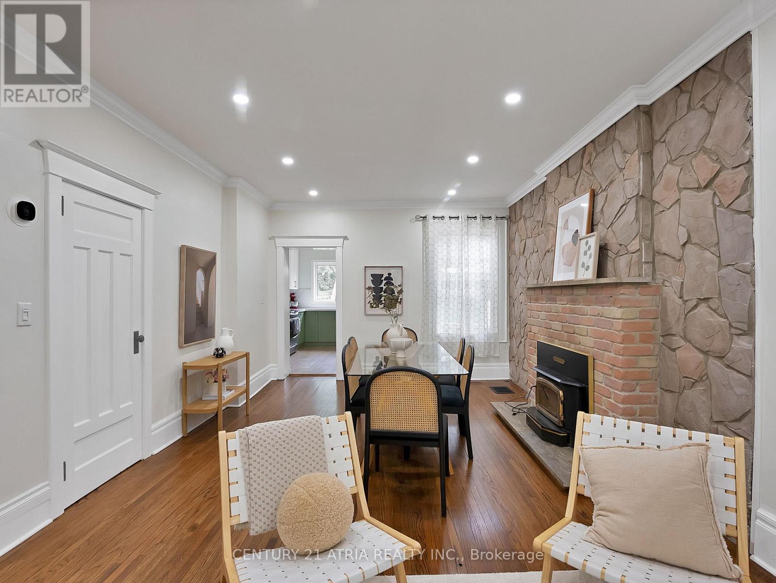 32 ROSEVEAR AVENUE - Image 8