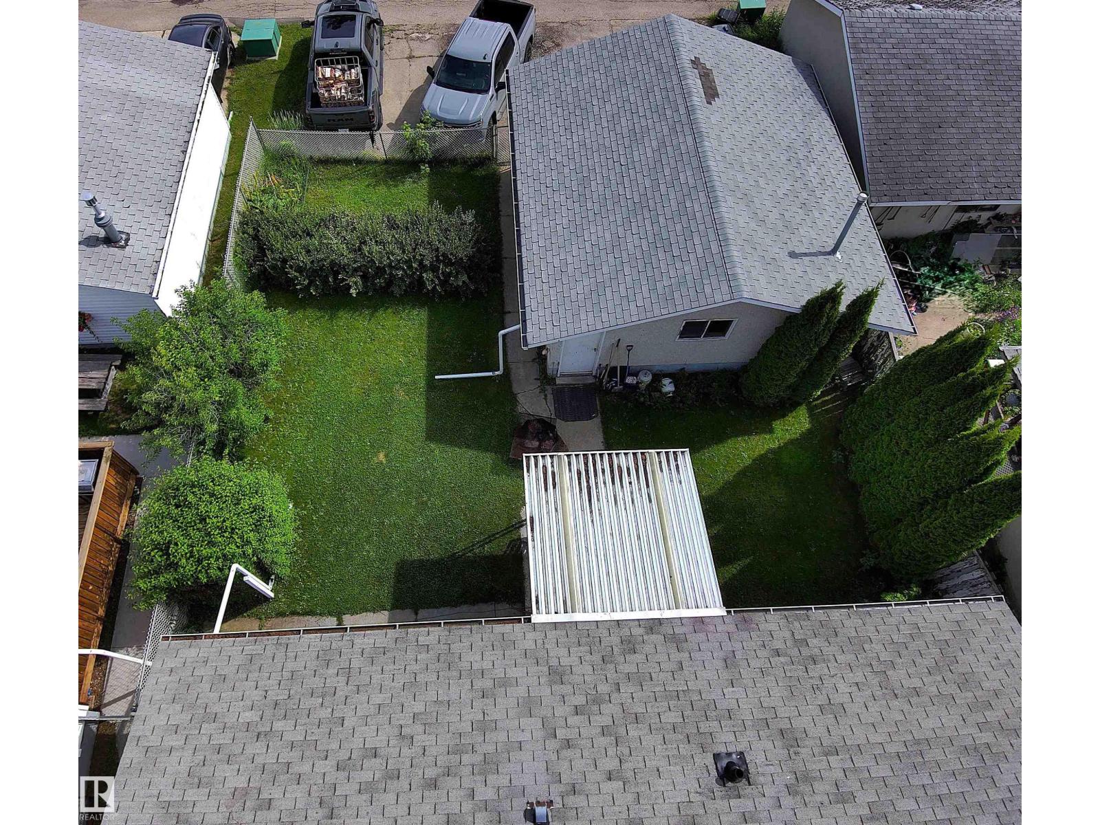 6 BEVERLY AV - 23