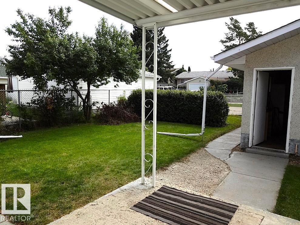 6 BEVERLY AV - 4