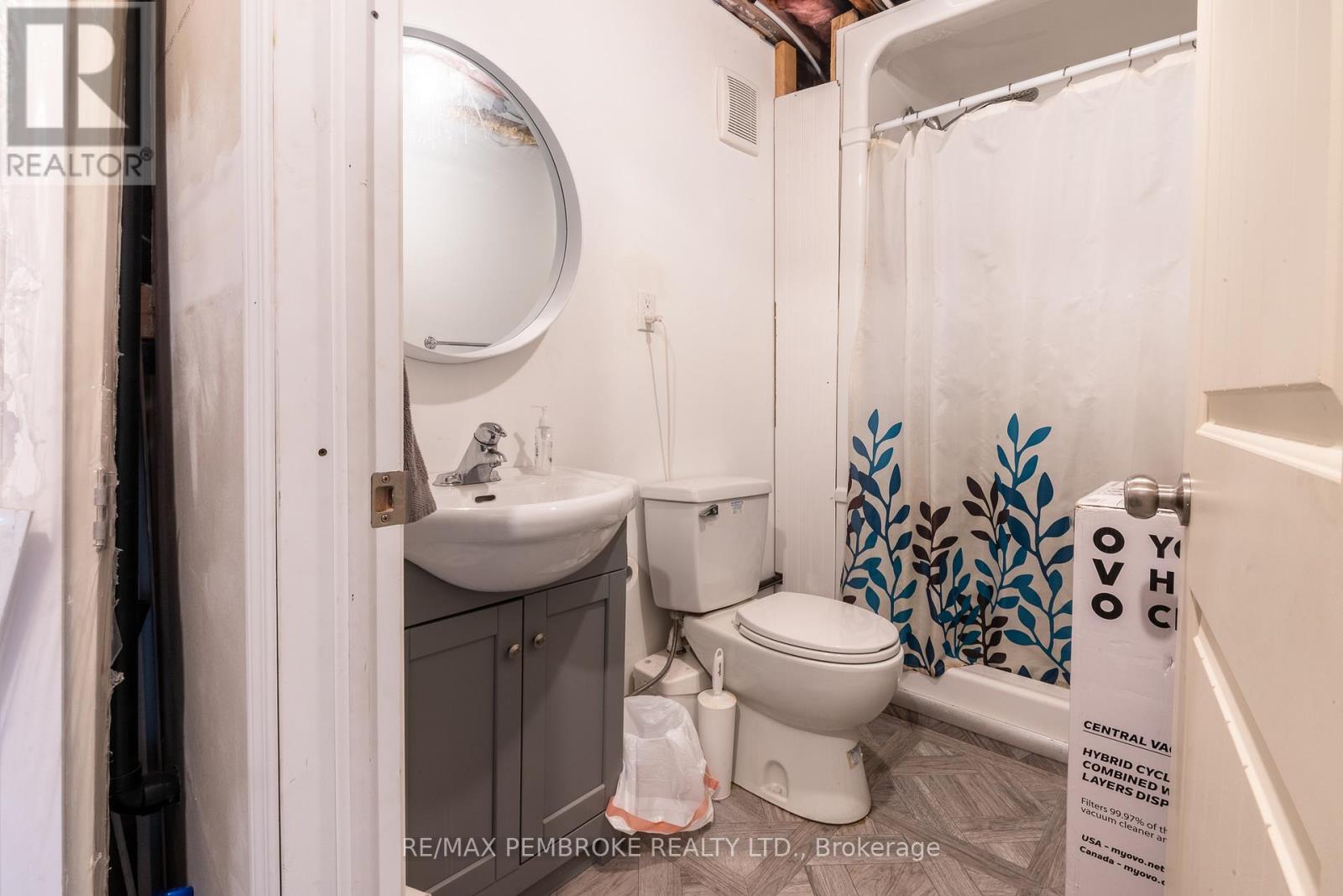 1890 QUEENSLINE ROAD - Image 35