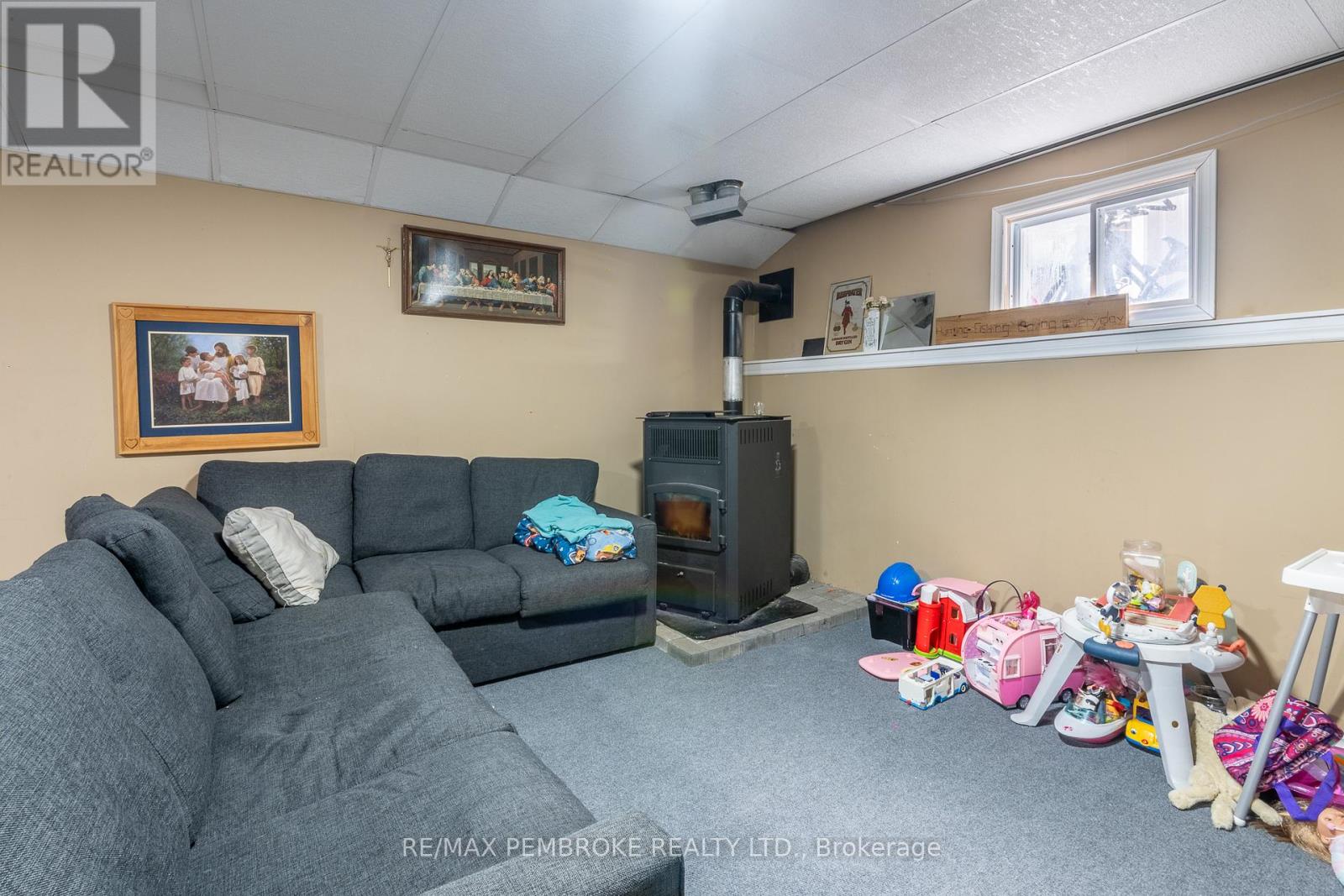 1890 QUEENSLINE ROAD - Image 36