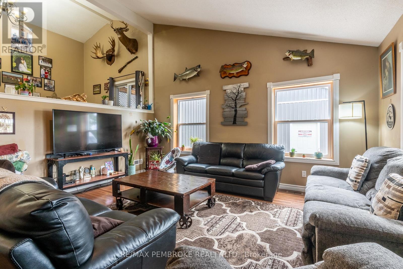 1890 QUEENSLINE ROAD - Image 7