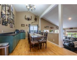 Family room - 1890 Queensline Road, Whitewater Region, ON K0J1V0 Photo 11