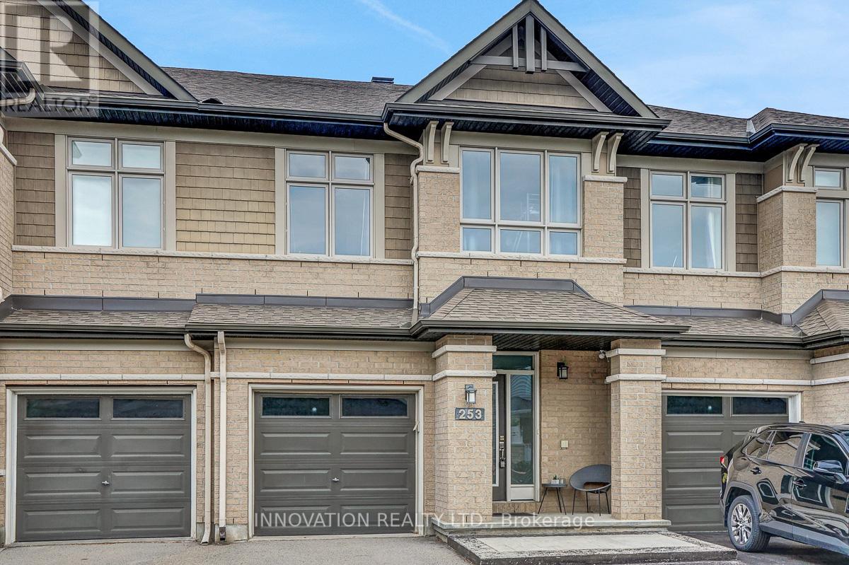 253 SHINLEAF CRESCENT - 2