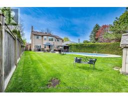 4 Milgate Place, Aurora, ON L4G5R2 Photo 32
