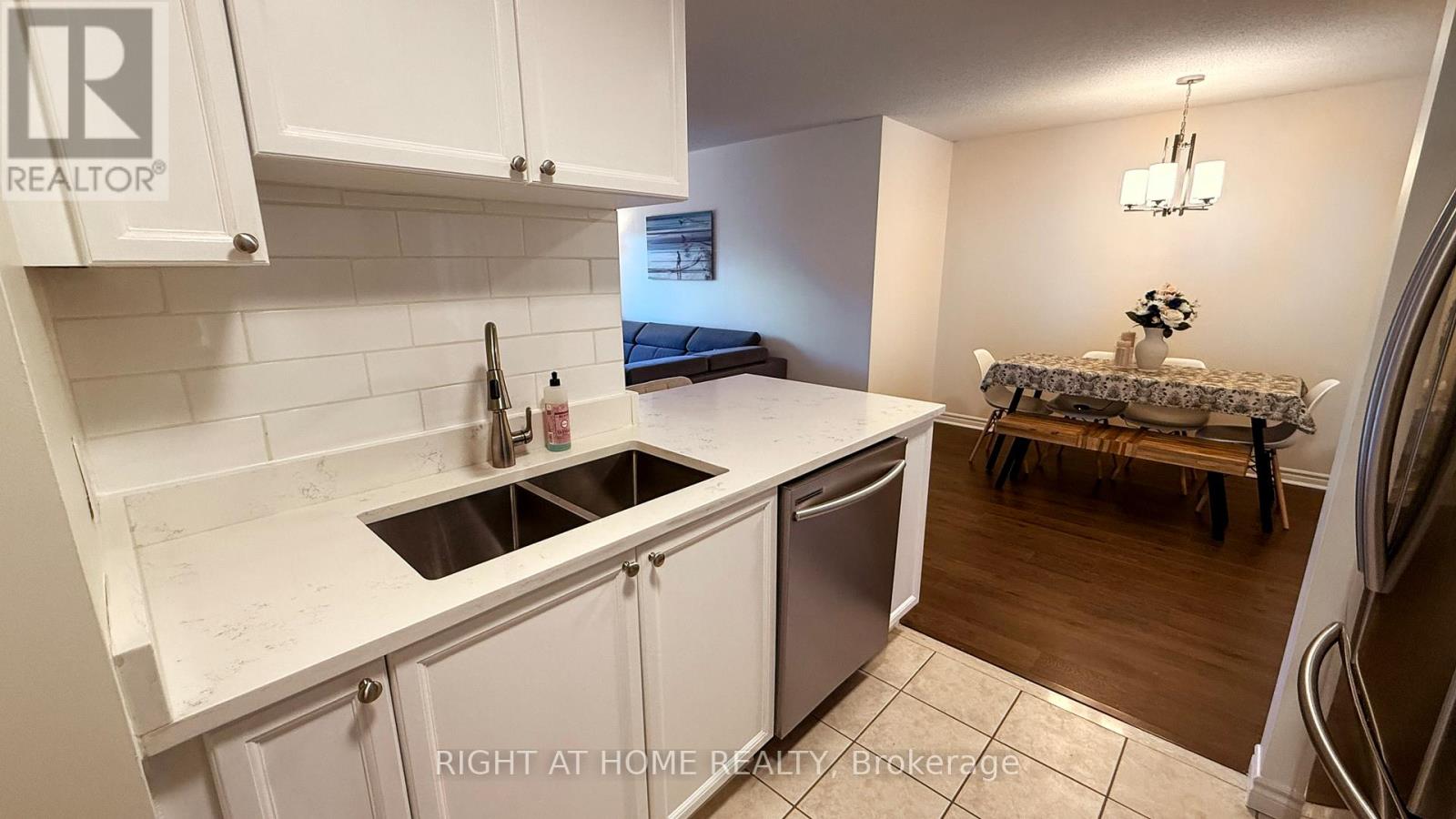 #308 2300 PARKHAVEN BOULEVARD - 12