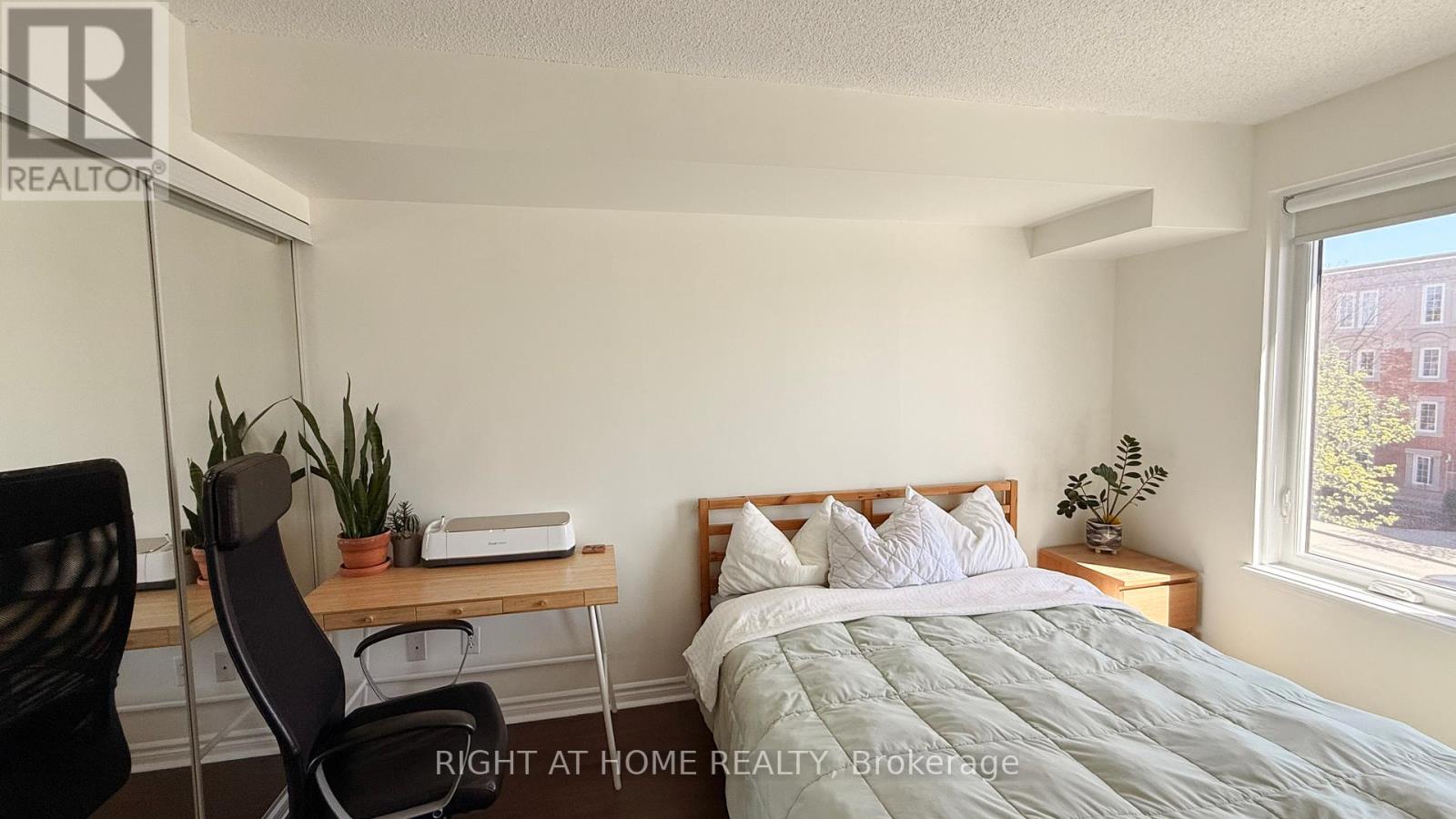 #308 2300 PARKHAVEN BOULEVARD - 18