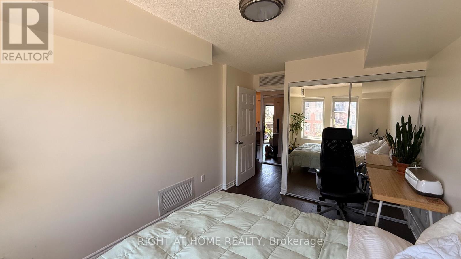 #308 2300 PARKHAVEN BOULEVARD - 19