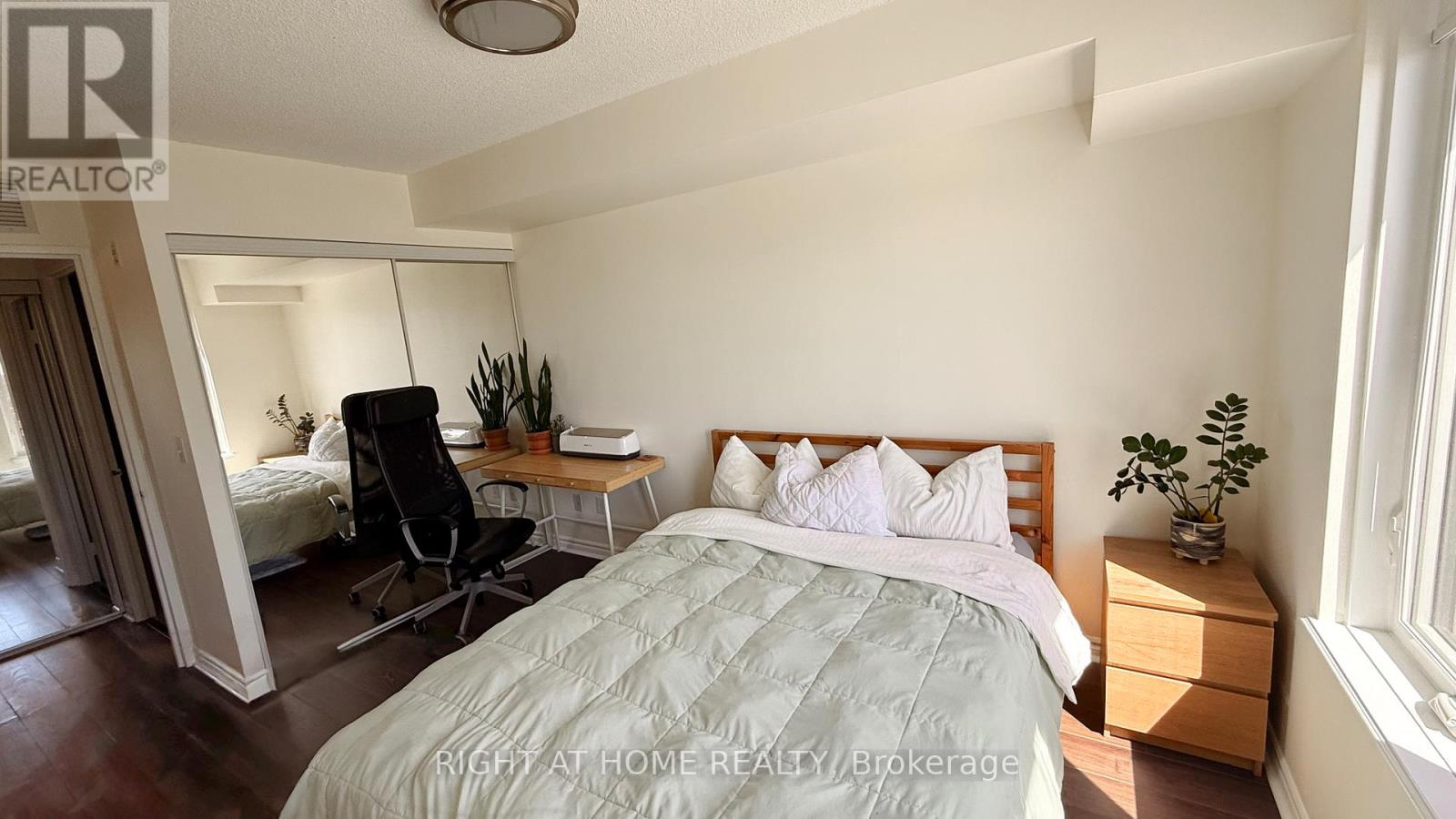 #308 2300 PARKHAVEN BOULEVARD - 20