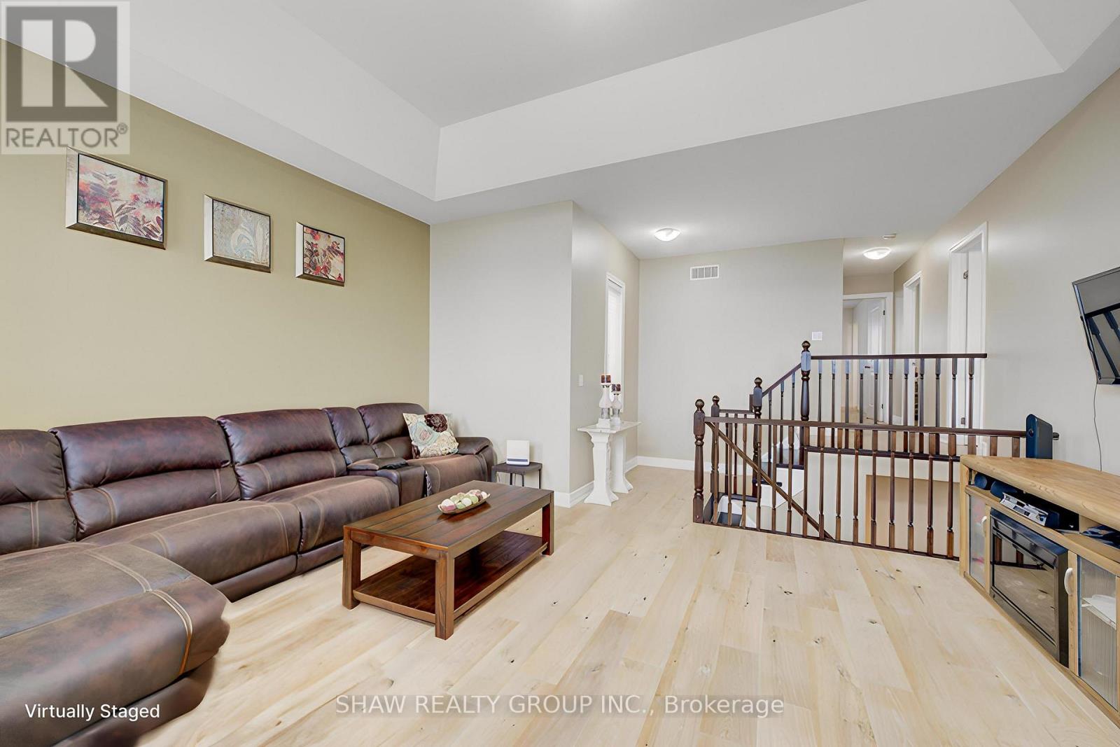 300 WATERVALE CRESCENT - 22