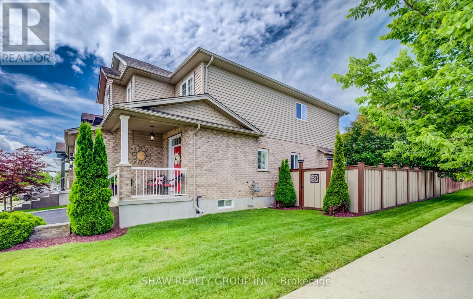 300 WATERVALE CRESCENT - 3