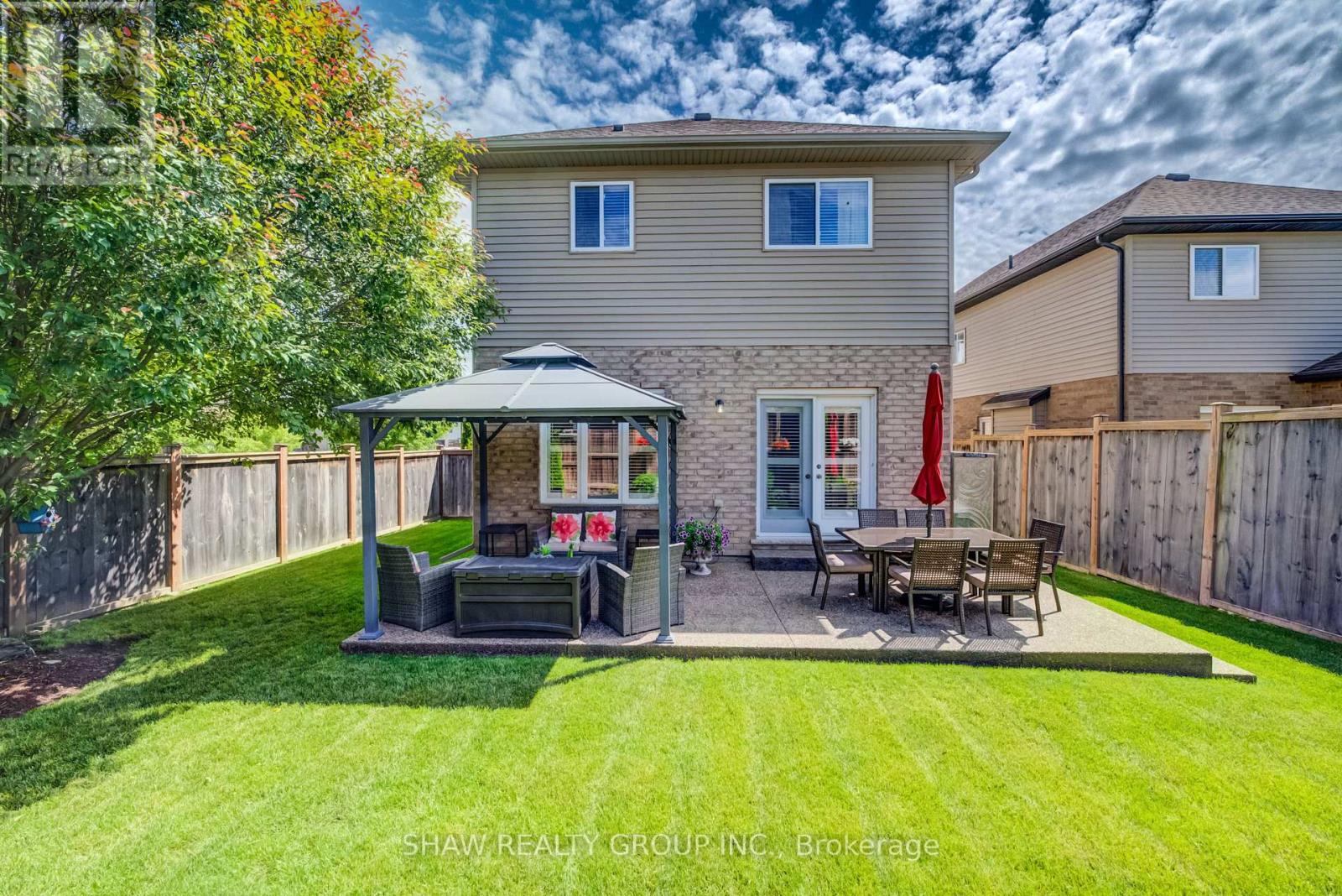 300 WATERVALE CRESCENT - 42
