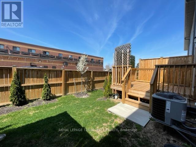 #22 45 DORCHESTER BOULEVARD - 40