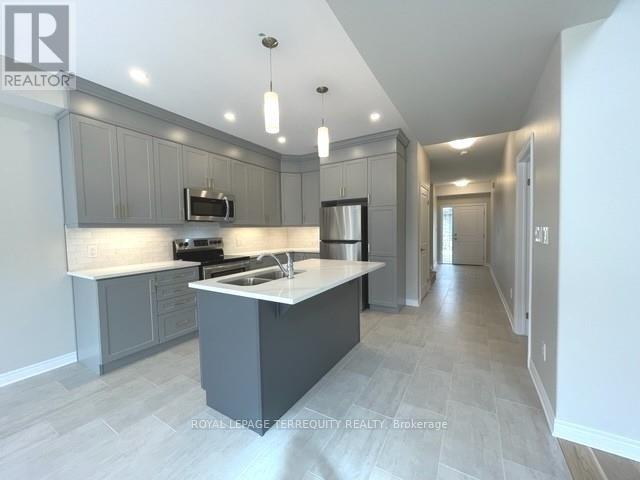 #22 45 DORCHESTER BOULEVARD - 5