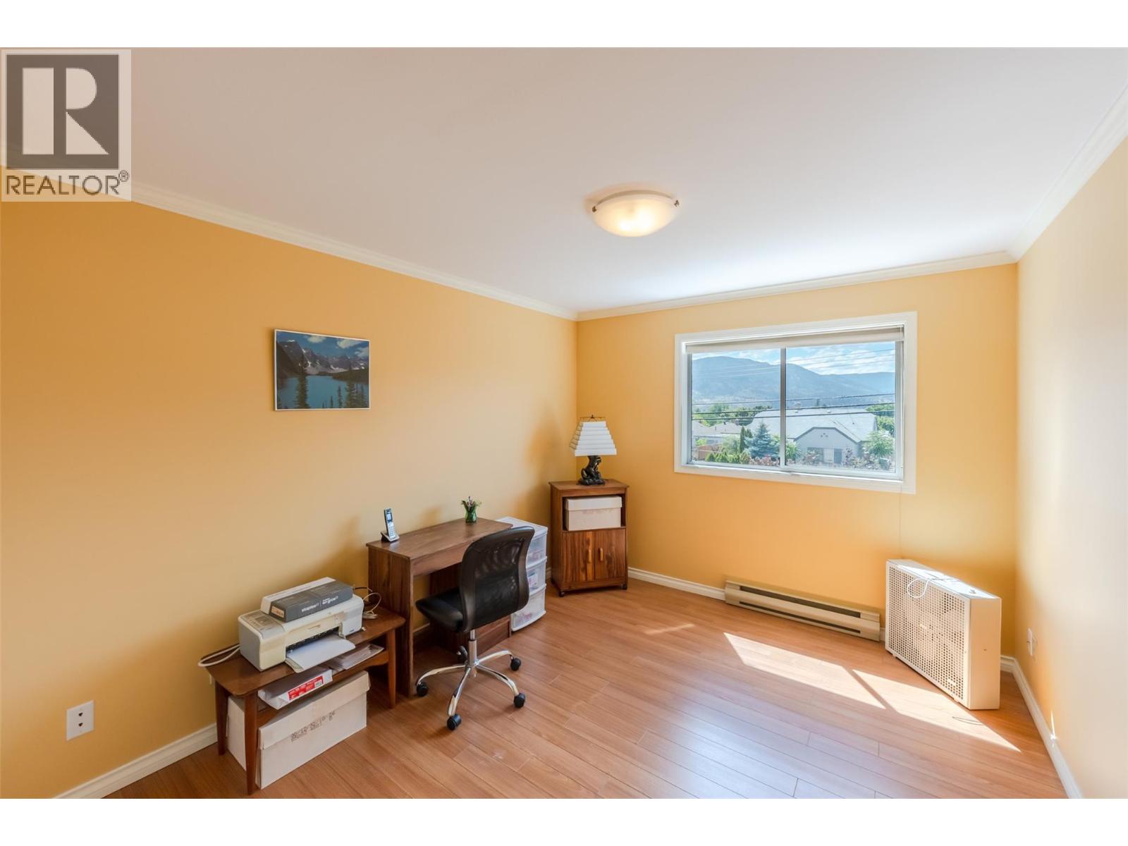 #203 965 King Street - 22
