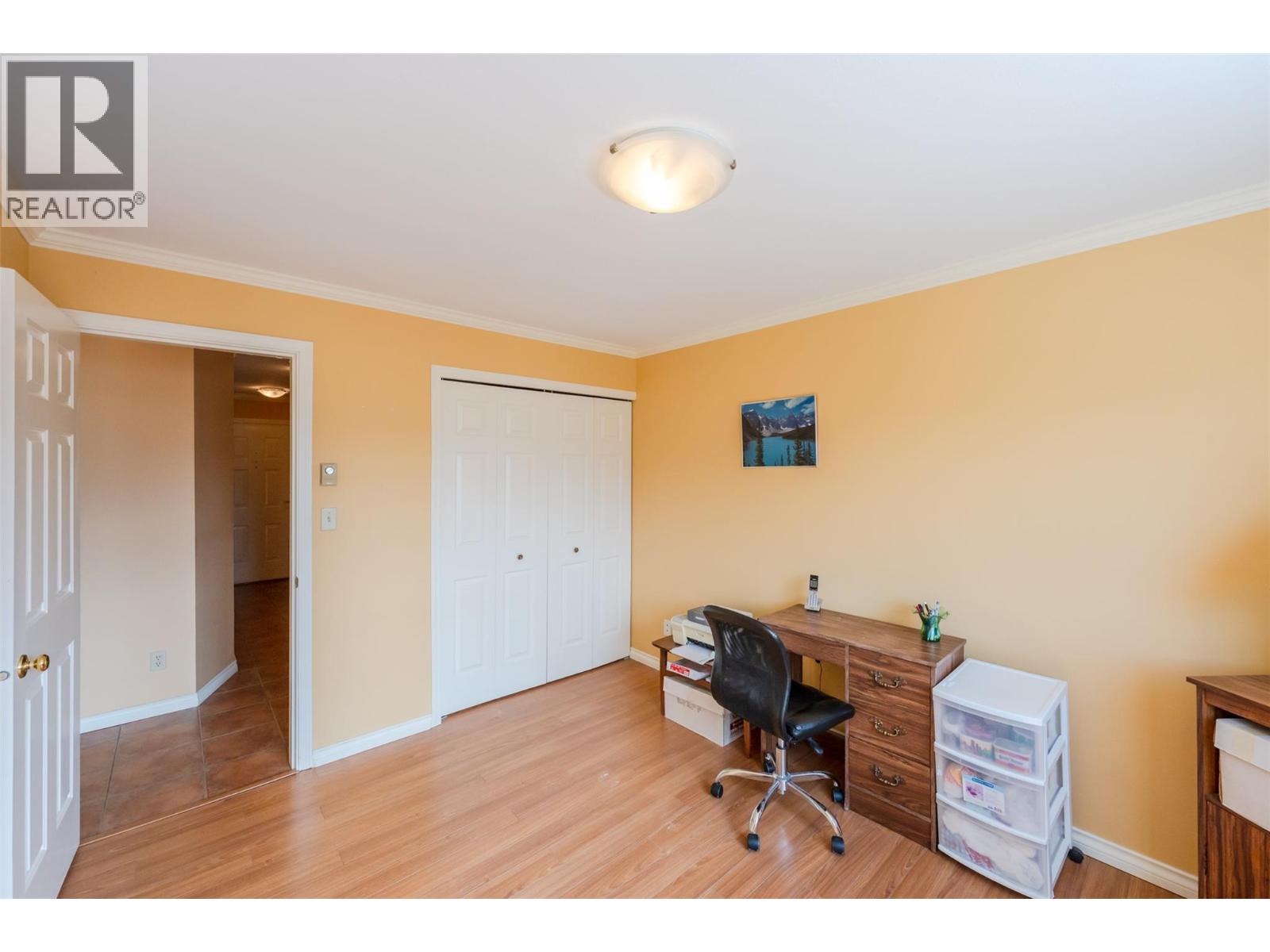 #203 965 King Street - 23